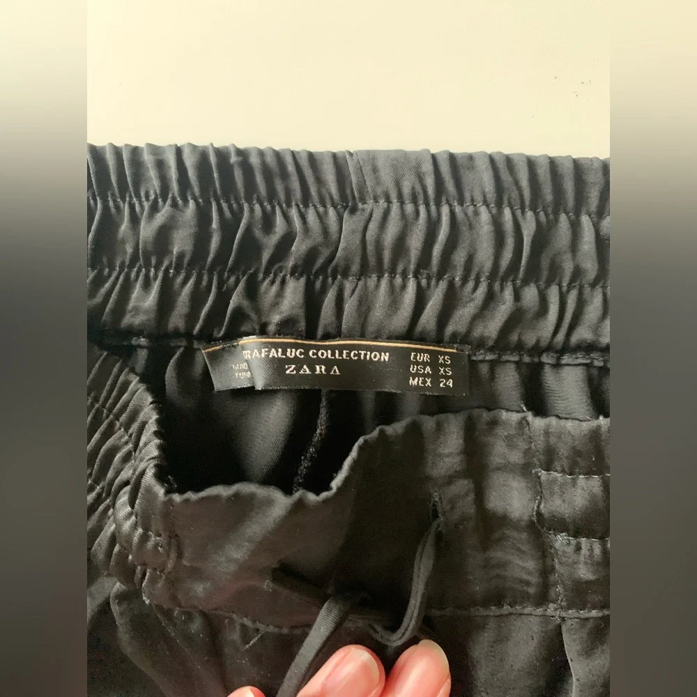 Zara Women Black Satin Cuffed pants Size XS - Picture 5 of 5